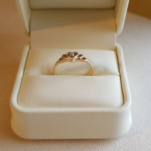 14KT GOLD HEART RING CLEAR JEWEL